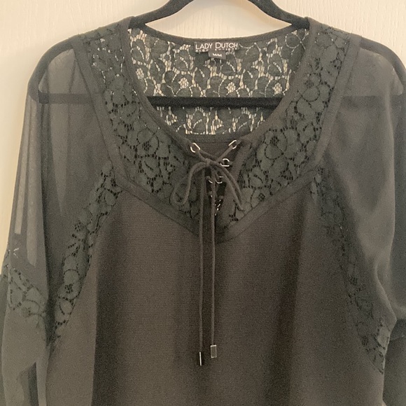 Blouse - Picture 2 of 6